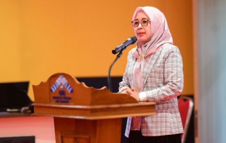 Prof. Dr. Hj. Nyayu Khodijah, S.Ag., M.Si.